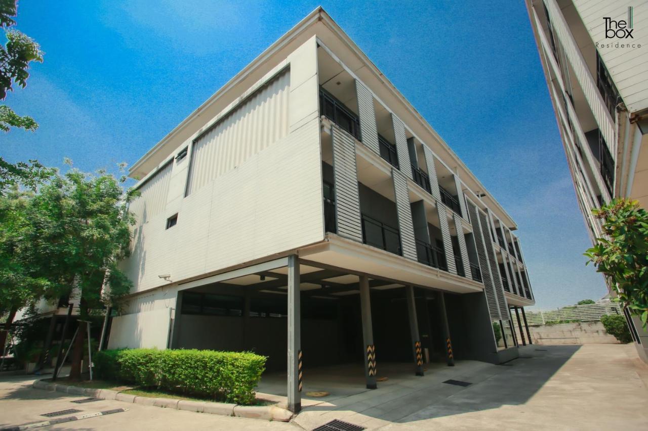 The Box Residence Bangkok Exterior foto