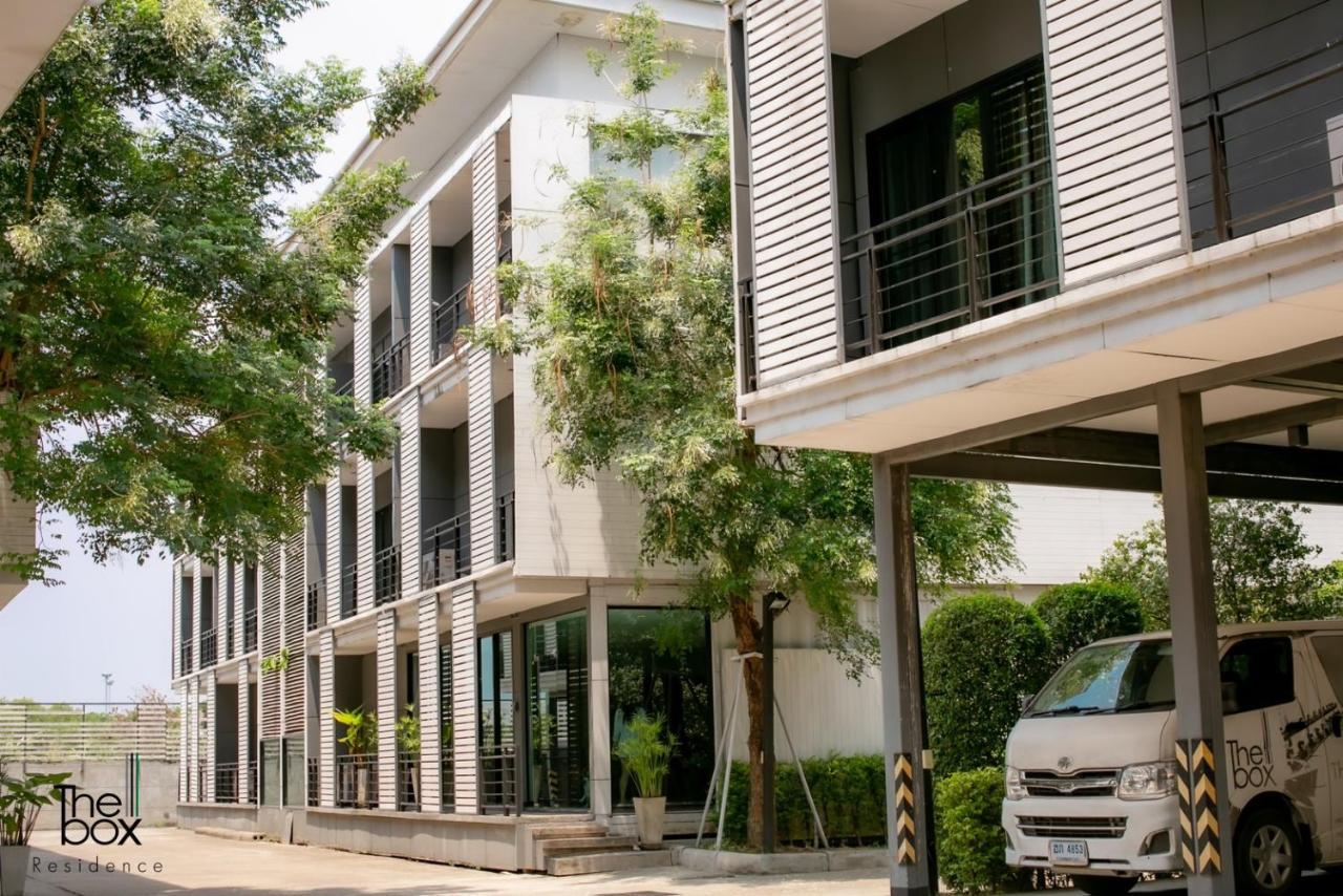 The Box Residence Bangkok Exterior foto